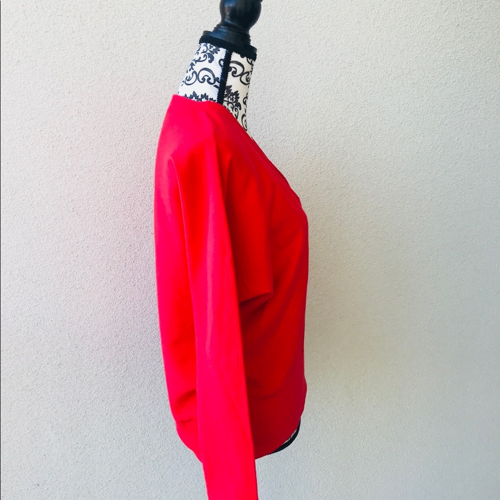 💛 ❤️Lord&taylor red 💯 cotton top classic M NWT - Picture 2 of 5